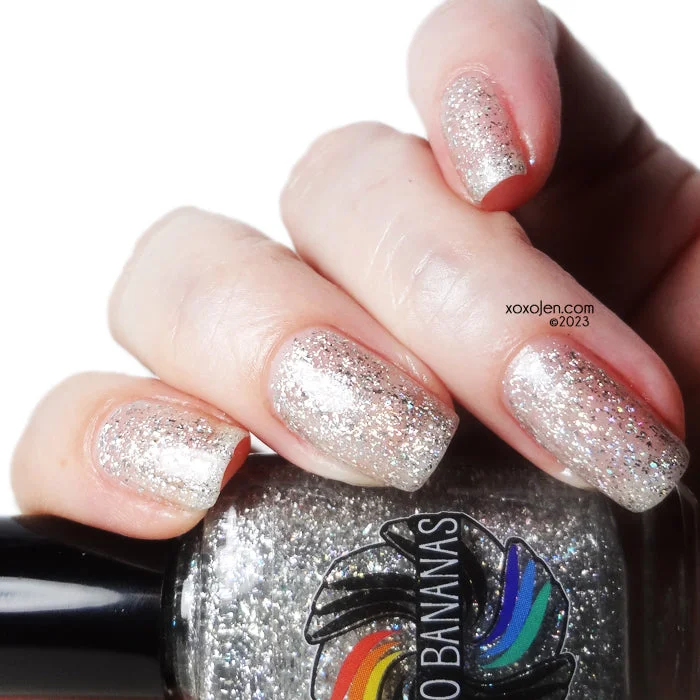 nail polish lunge step-Holo flakie effect topcoat