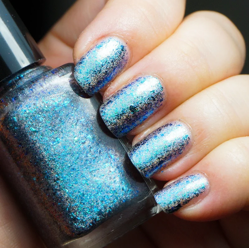 nail polish dragonfly blue-Nautilis (HOLO) - teal/blue/purple mega chrome flakie