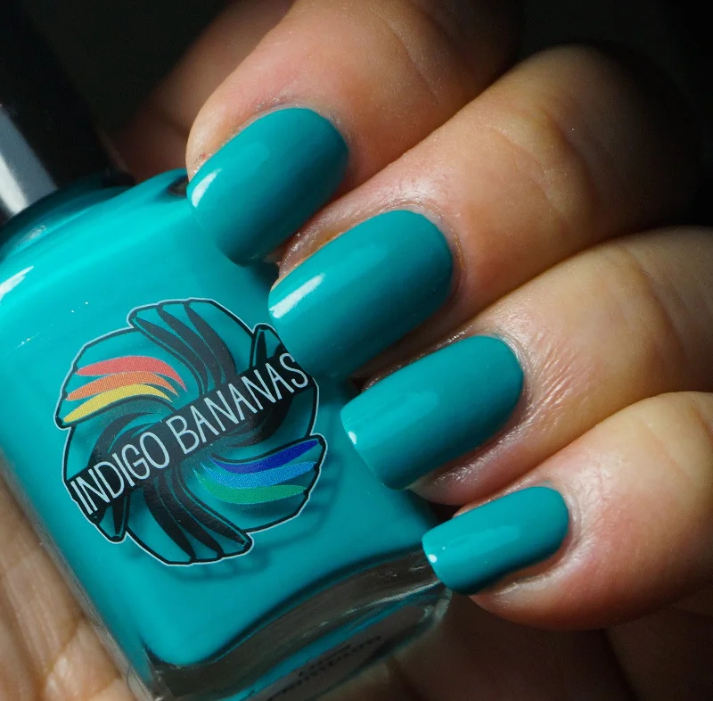 nail polish celestial map-Diva Plumbum - neon teal creme