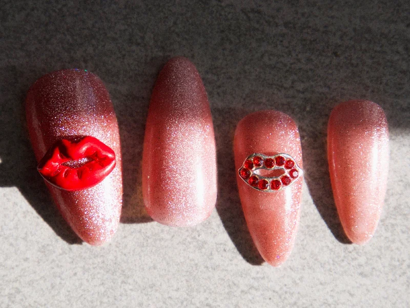 Nail art decoration nebula-2 pcs Sexy lips red lip Metallic nail studs / Stick Tongue Out Red lips charm nail art