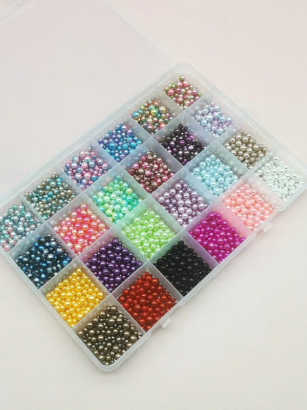 24 Grid Multicolor Pearl Nail Art