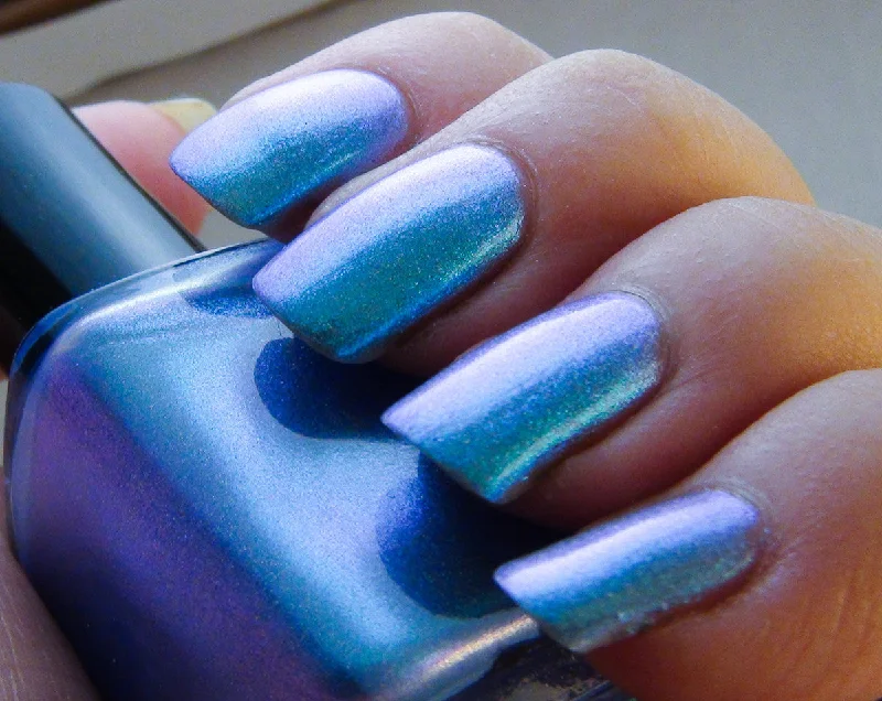 nail polish cocoon tan-Maui Wowee - aqua/sky blue/blue/purple multichrome holographic